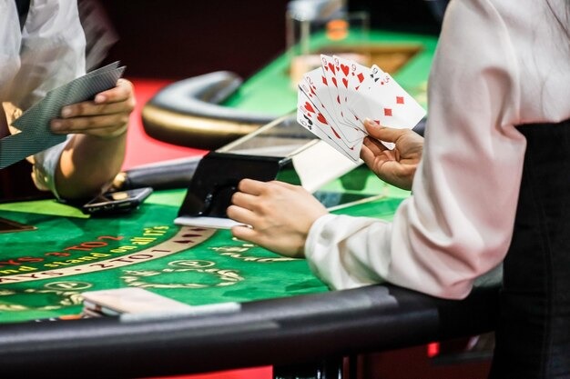 Live dealer table with multiple cameras